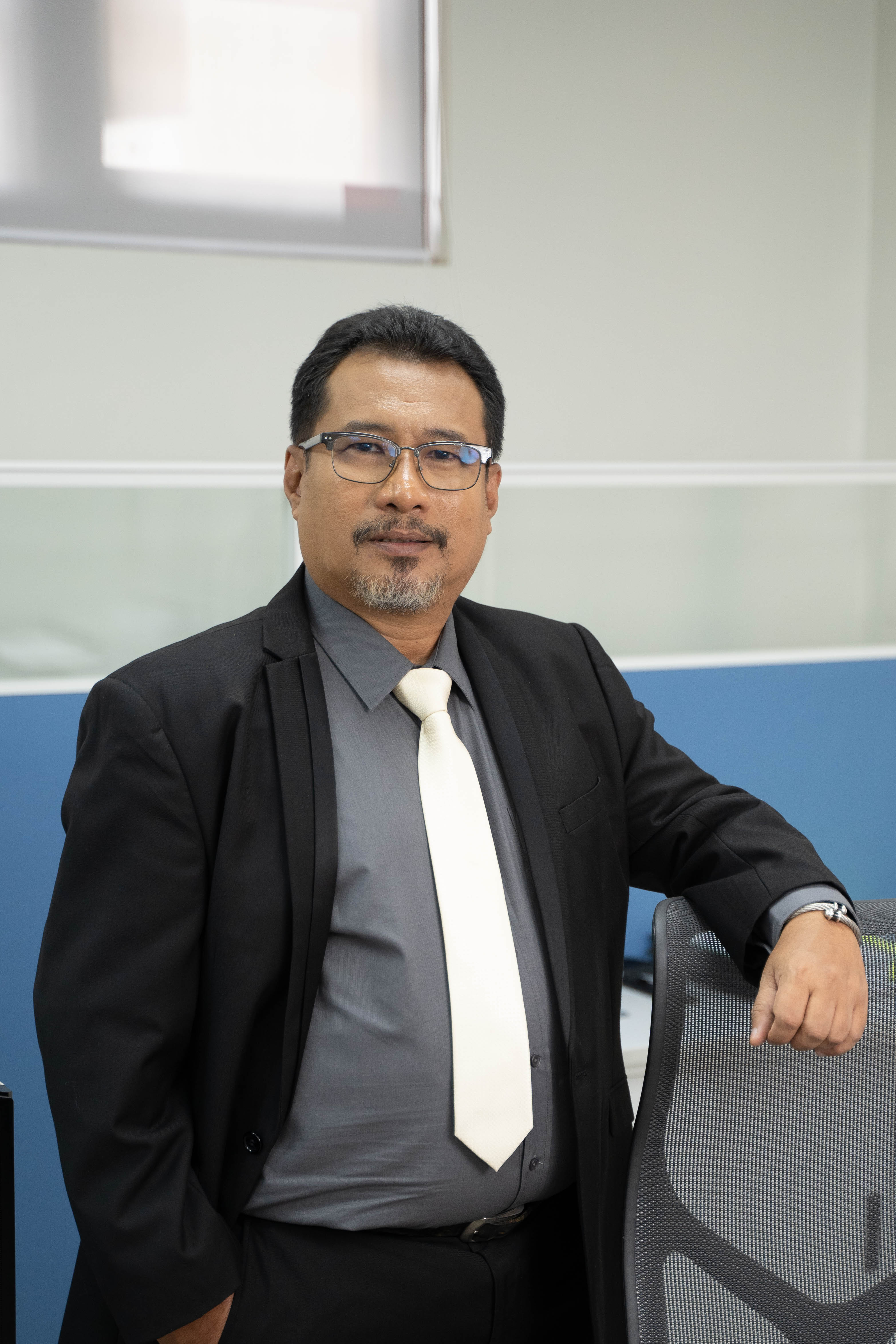 Francis Eduardo P. Ayapana Jr.